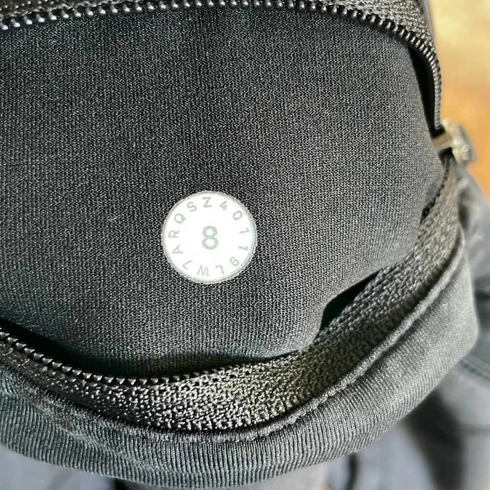 RARE Lululemon Special Edition Run Times Short II 4